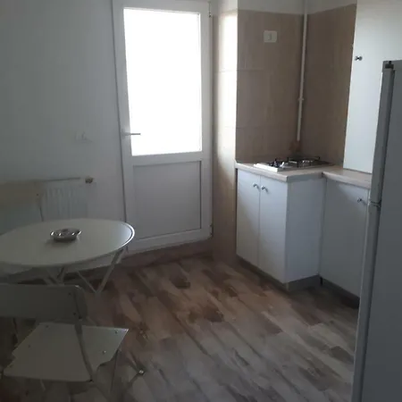 Plaja Modern, Apartment *